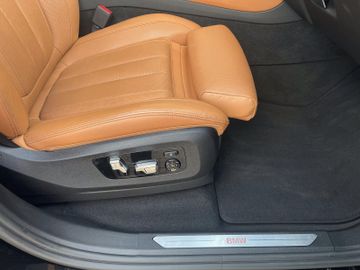 BMW X5 xDrive 45e, Night Vision, Laserl *mtl. 580€*