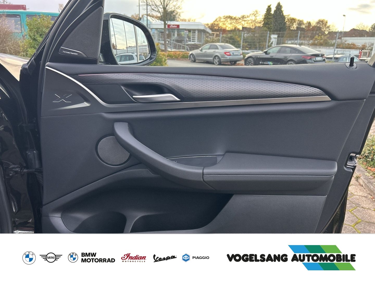 Fahrzeugabbildung BMW X3 xDrive 20d M Sport Head-Up 20'LM Komfort-Fahr