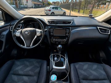 Nissan X-Trail - 2