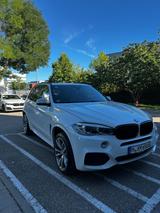 BMW X5 xDrive30d - - BMW X5 Gebrauchtwagen in München