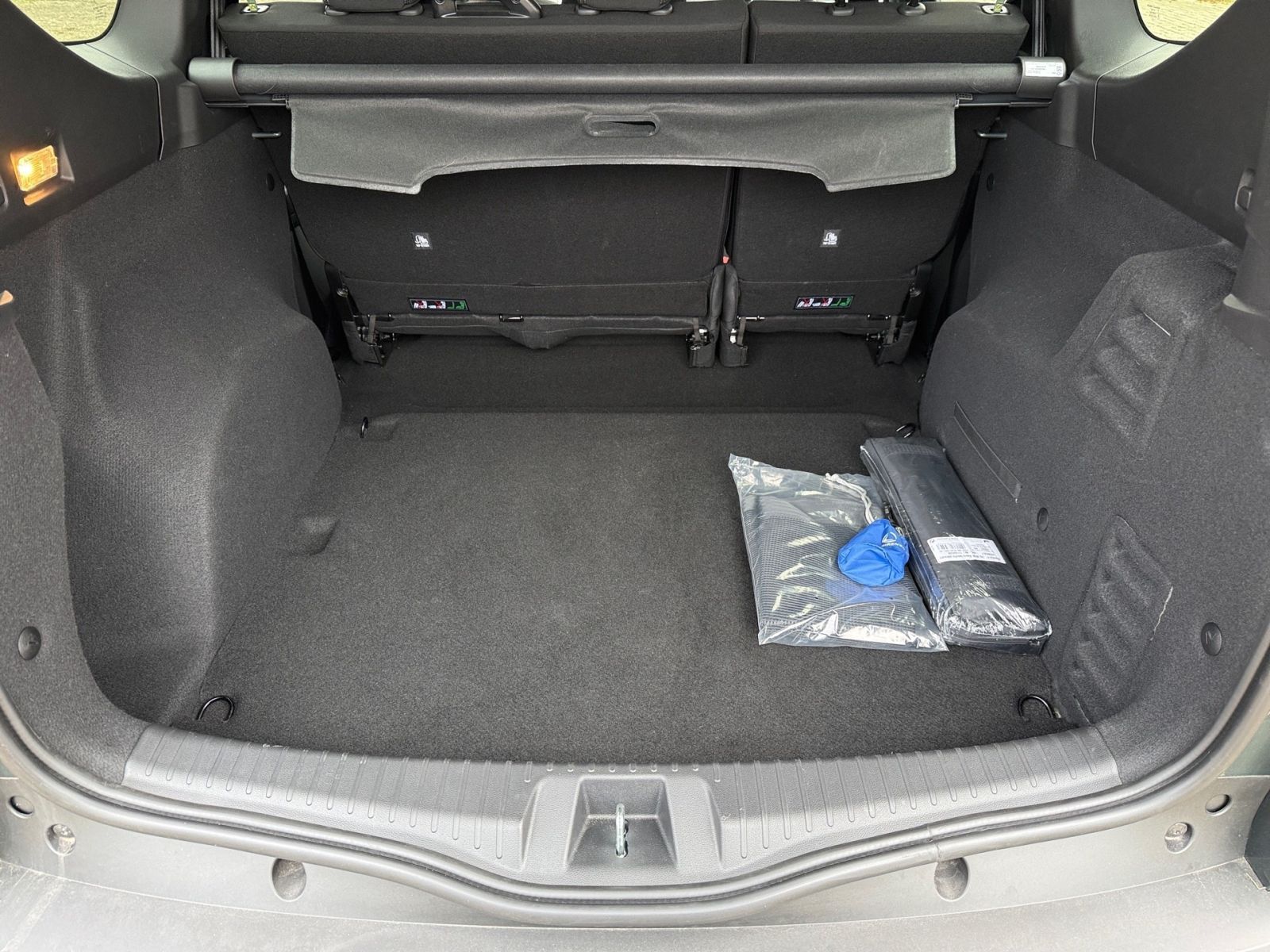 Fahrzeugabbildung Dacia Jogger 1.0 TCe 100 ECO-G Extreme+ *KAMERA*NAVI*