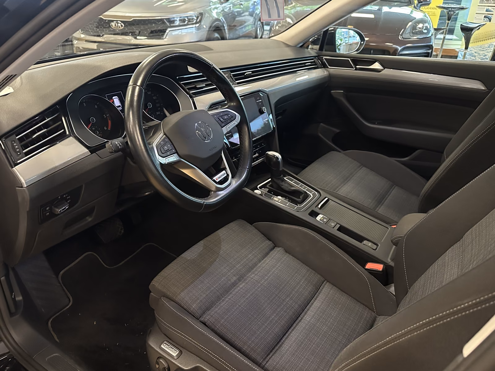 Volkswagen Passat 4Motion*2,0TDI*Pano*ACC*AHK*Massage*1Hand, миниатюра 10