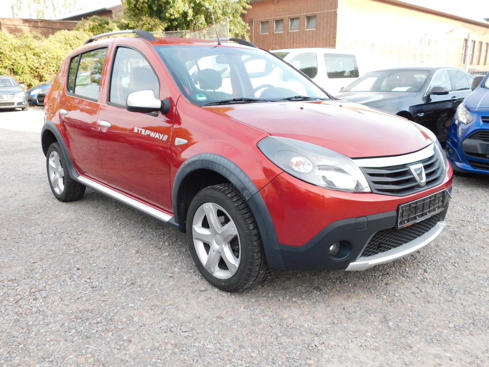 Dacia Sandero 2012 — interior