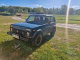 Lada Niva 4x4 mit Satz Winterräder - Lada aus 2010