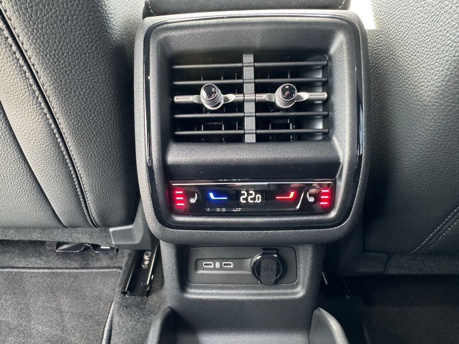 Fahrzeugabbildung SKODA Kodiaq 2.0 TSI Sportline 4x4 DSG*RFK*Matrix*AHK*