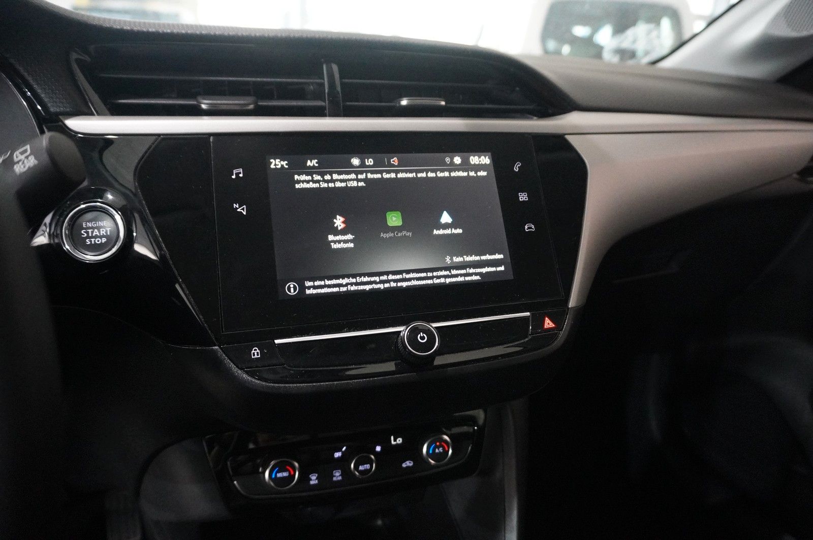 Fahrzeugabbildung Opel Corsa-e F EDITION 7KW NAVI/VIRT/TEMP/DAB/WÄRMEP.