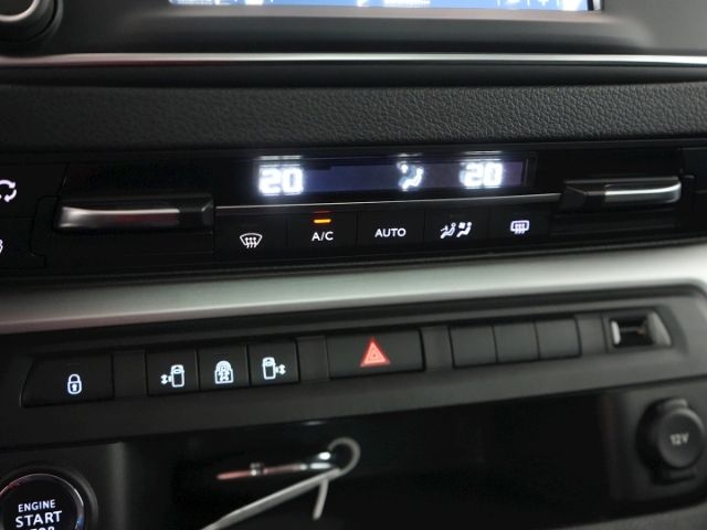 Zafira Life TOURER L AT+NAVI+HEAD-UP-DISPLAY+6-S