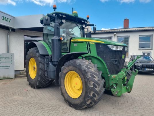 John Deere 7310R