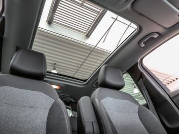 Opel Crossland 1.2 Elegance Kamera Navi LED