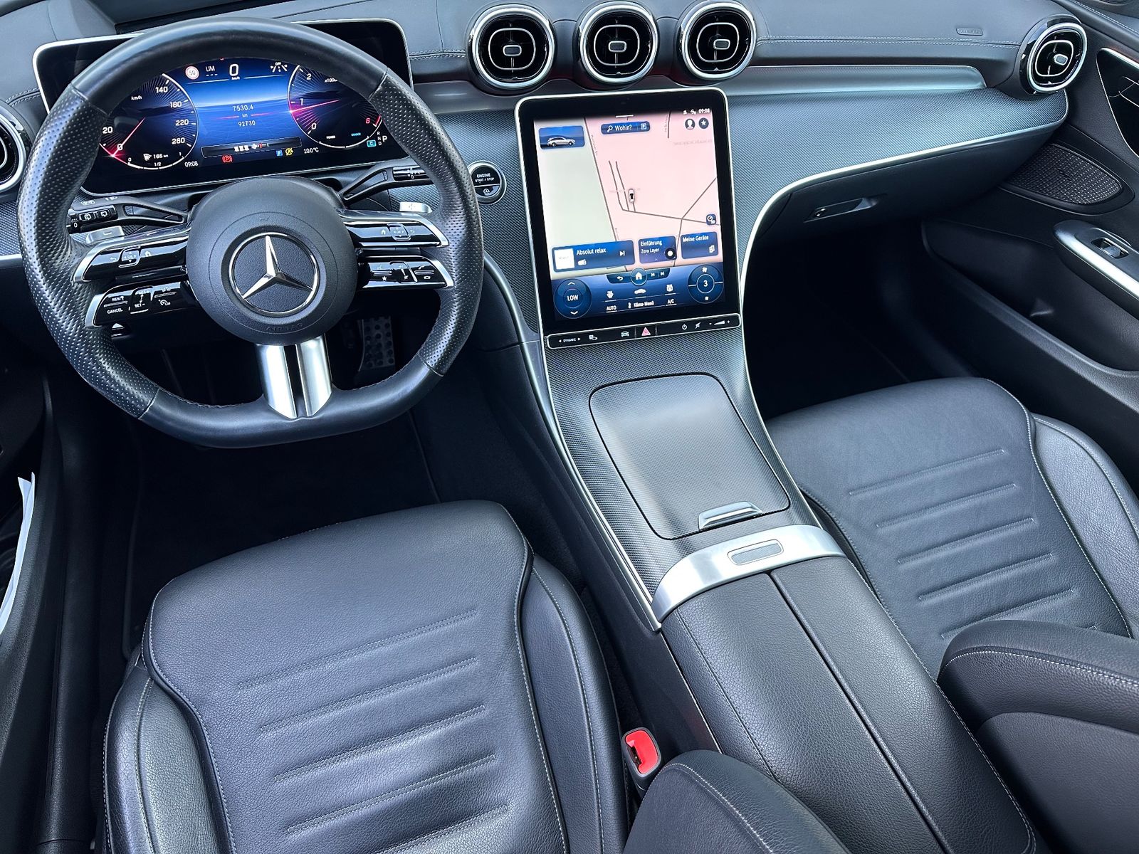Fahrzeugabbildung Mercedes-Benz C 220d d T 4Matic T AMG-Line NAV+LED+DISTRONIC