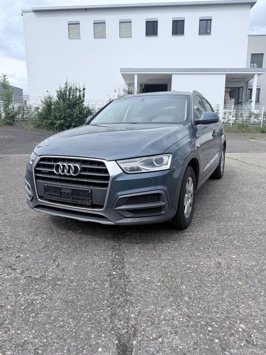 AUDI Q3 2.0 TDI quattro S tronic 135kW design design