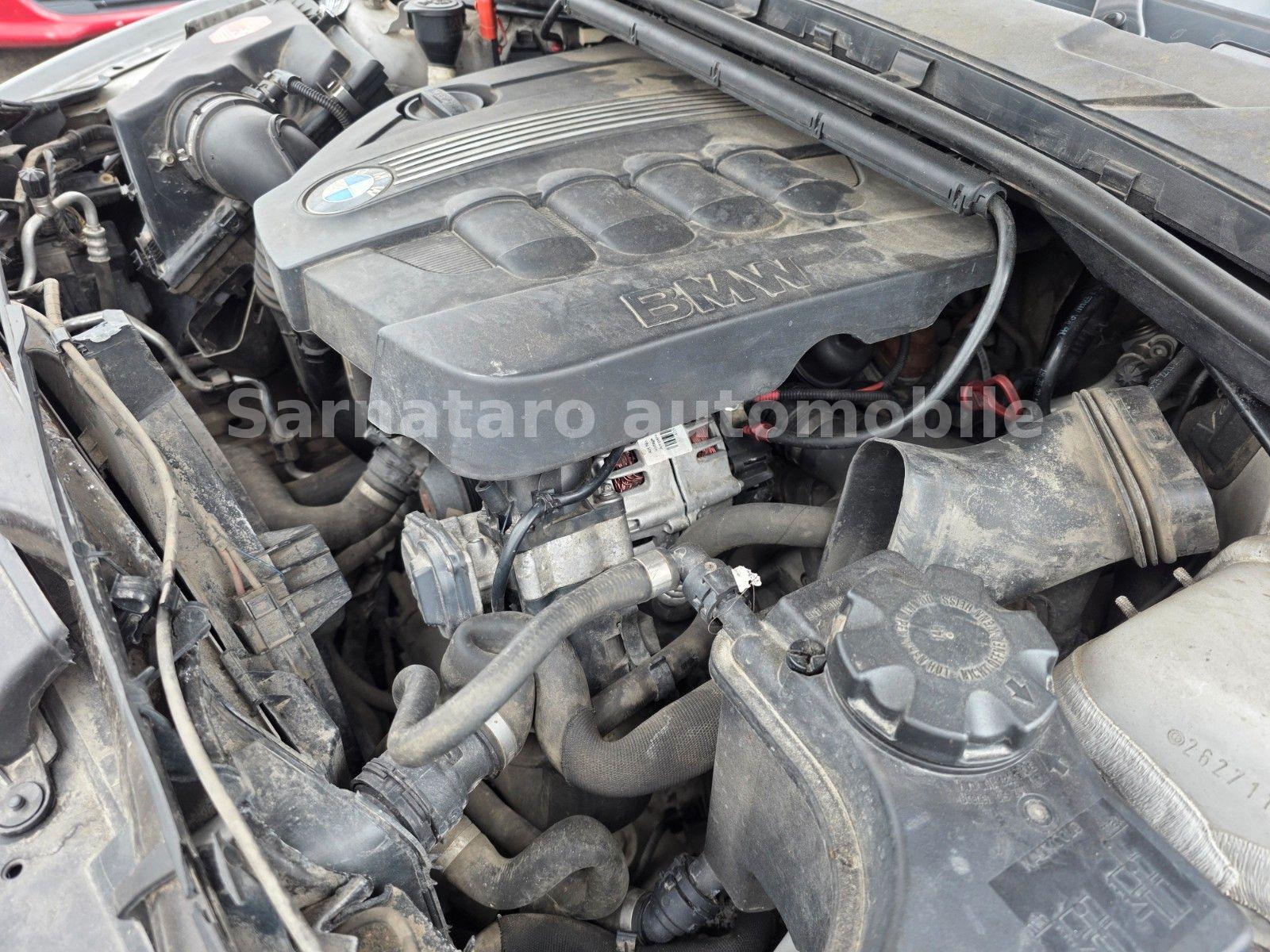 BMW 318 2012 — photo 12