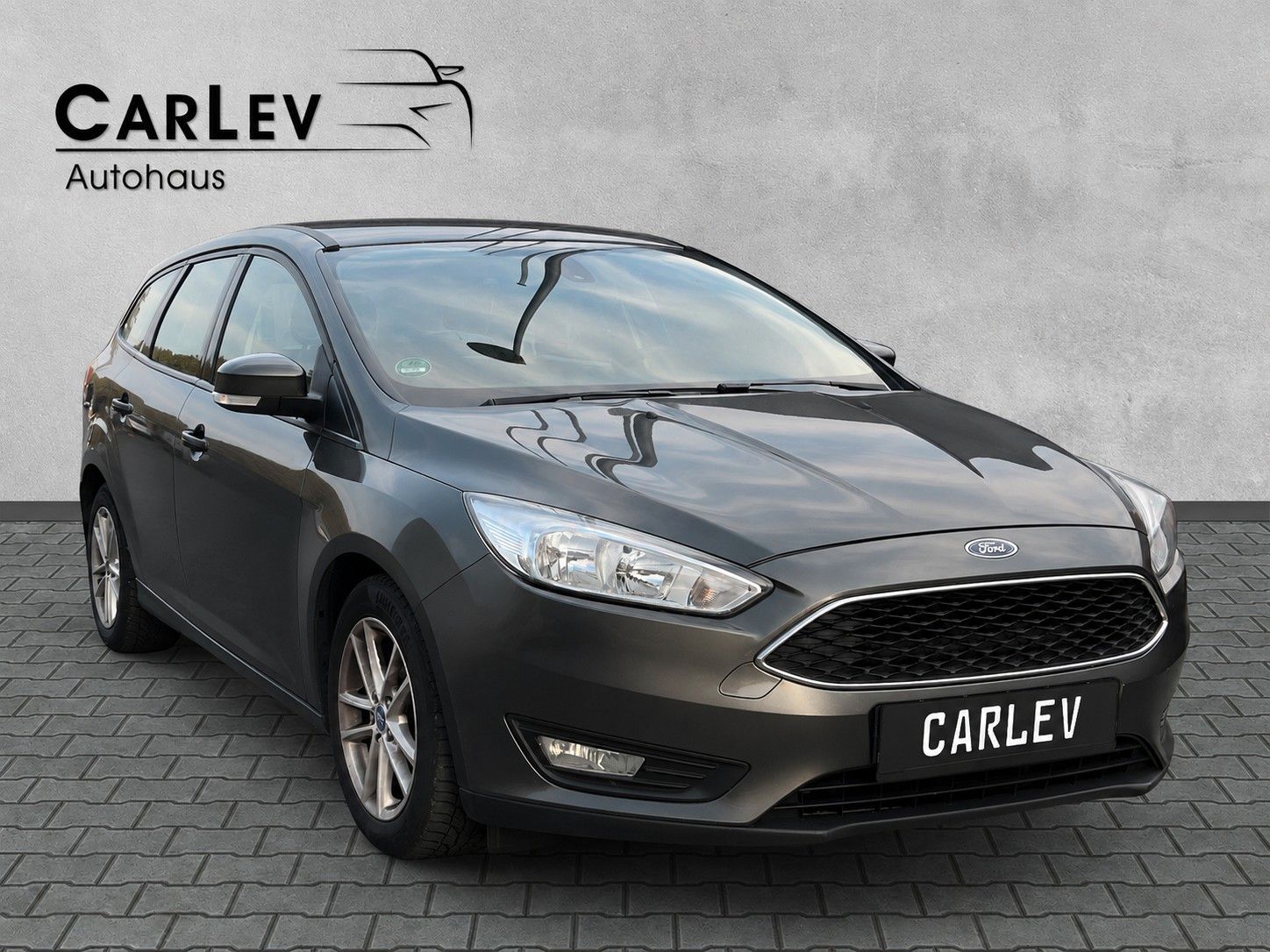 Ford Focus - 1
