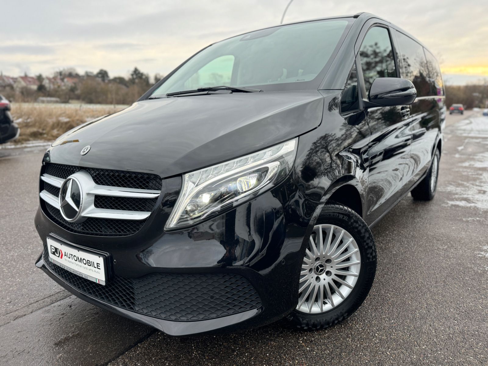 MERCEDES-BENZ V 250 d Edition lang LED Kamera BliSp SpurAs AHK