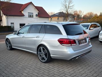 Mercedes E 220 - 3