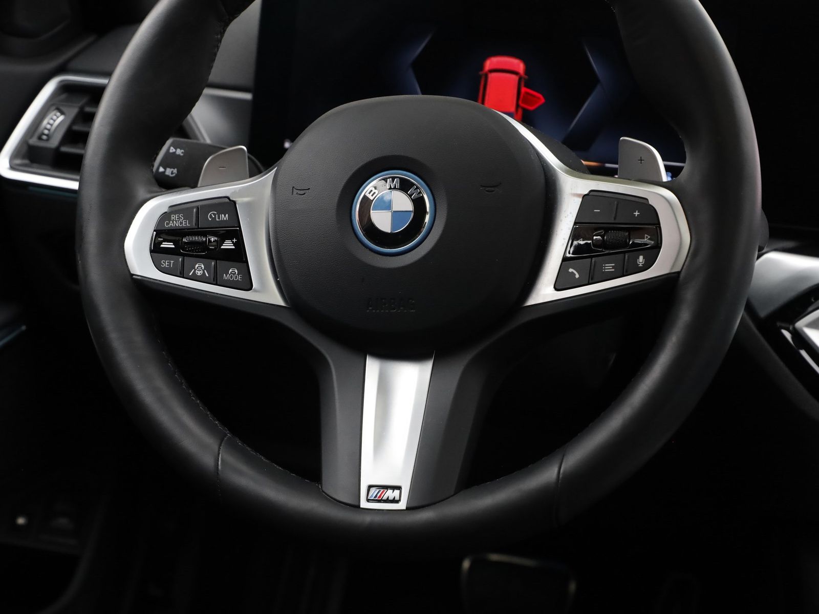 BMW 330 - Bild 13