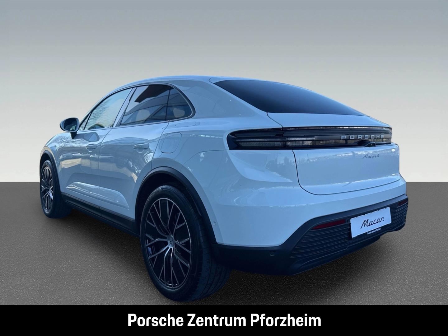 Porsche Macan 4 Surround-View BOSE Luftfederung 21-Zoll