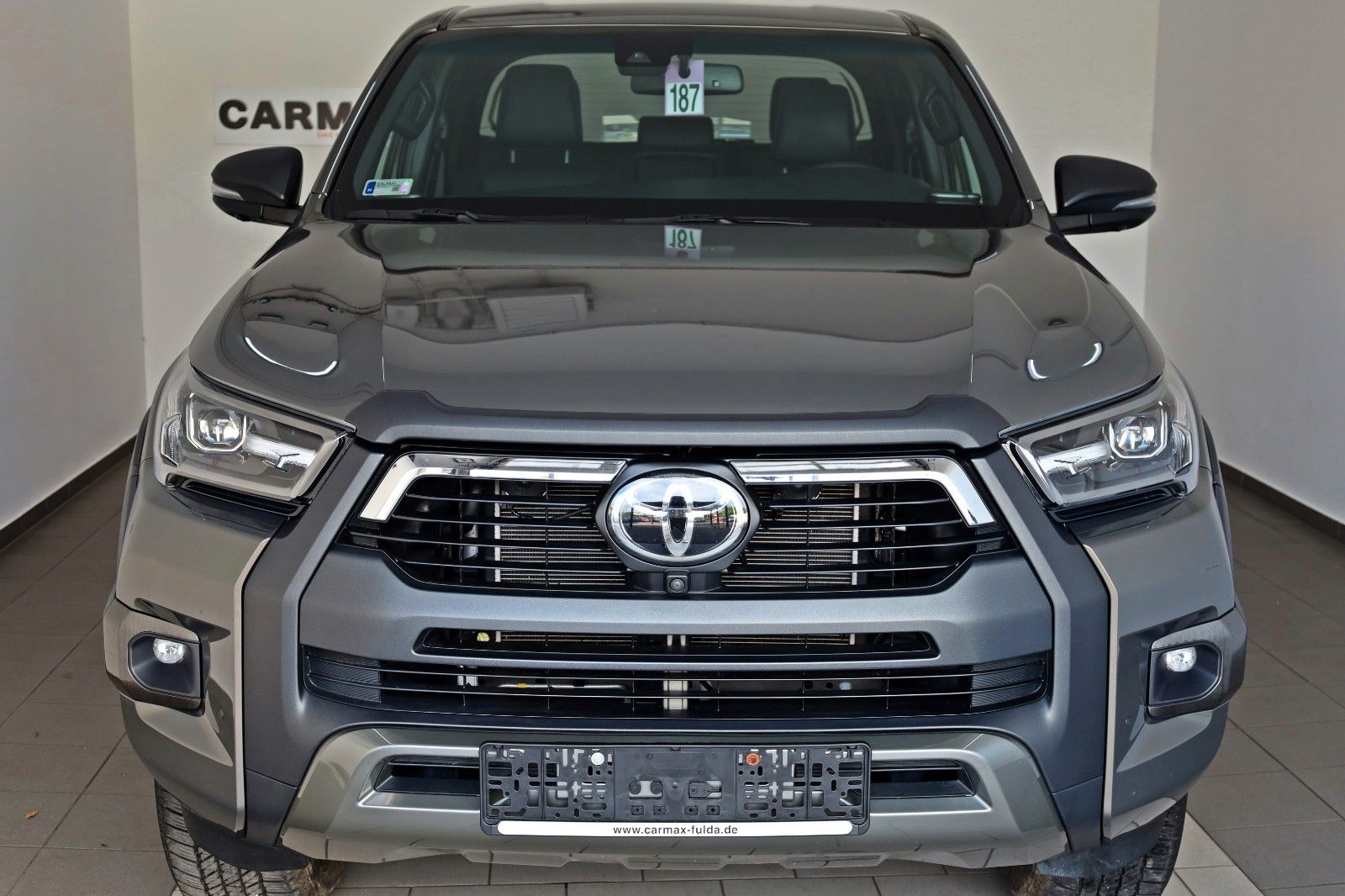 Fahrzeugabbildung Toyota Hilux 2.8 D-4D 4x4 Invincible,DOKA,Leder,ACC,AHK
