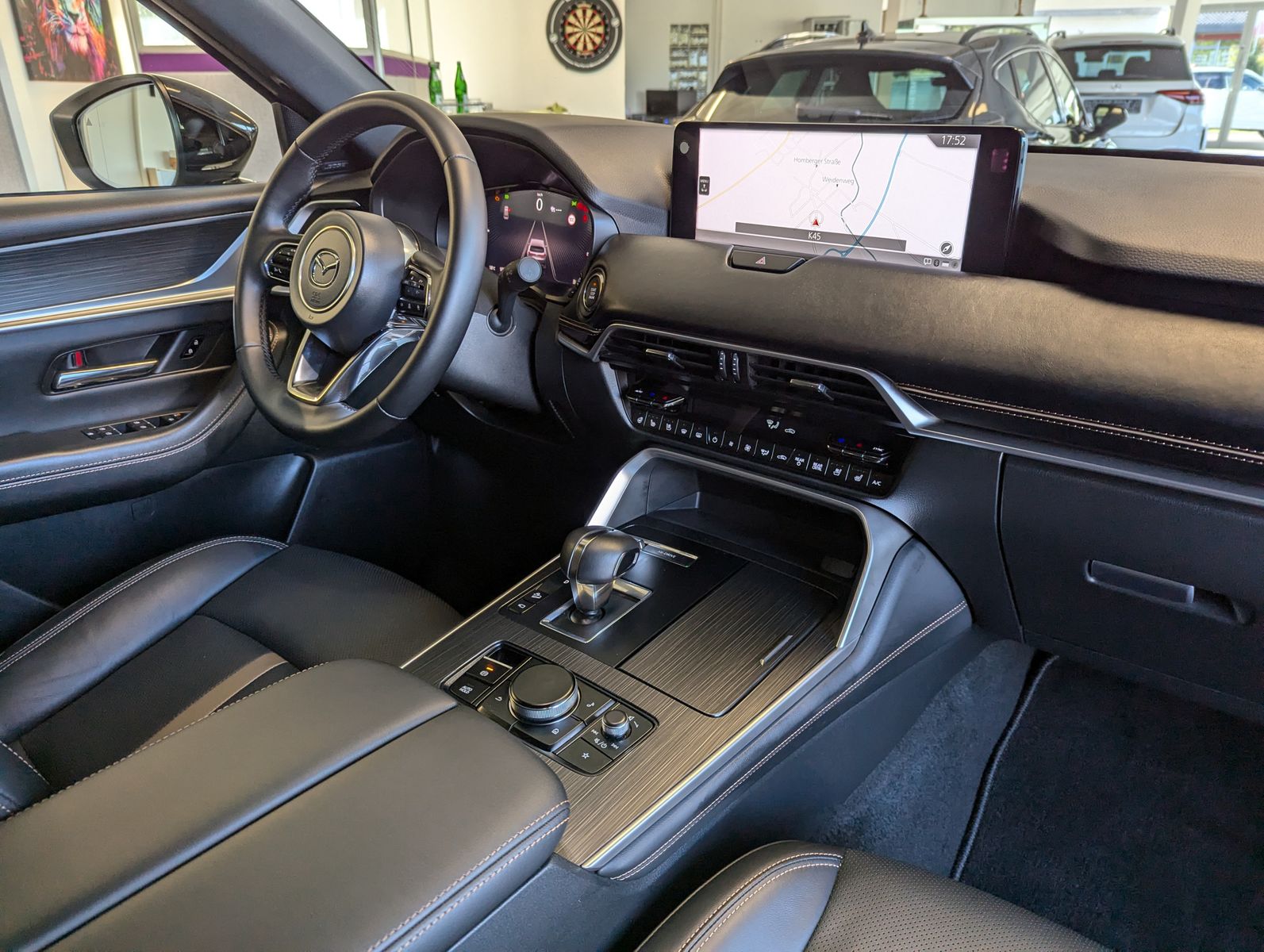MAZDA CX-80 3.3L E-SKYACTIV D 254 HOMURA+ 7-Sitze Pano - Image 11