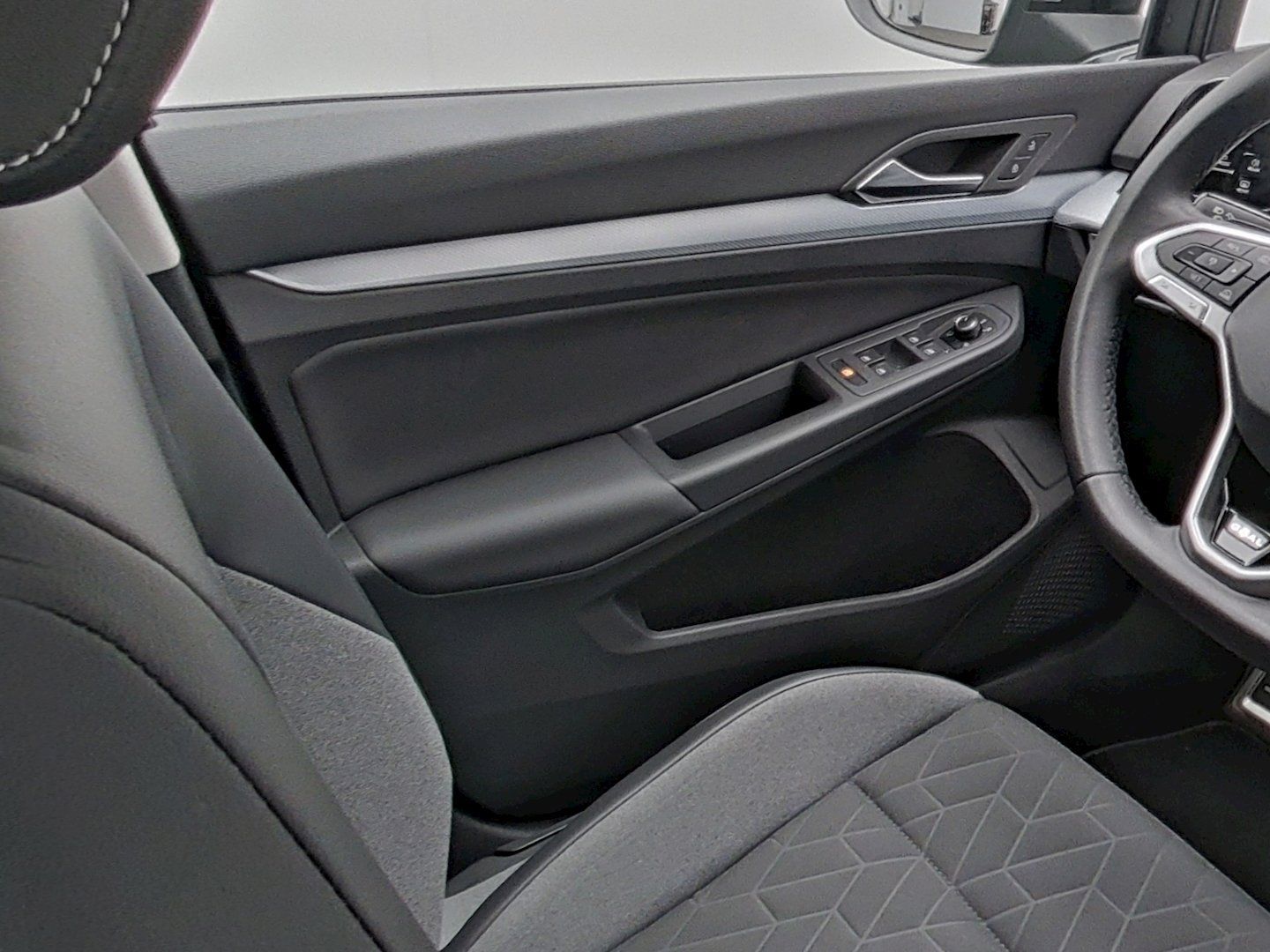 Volkswagen Golf - Bild 14