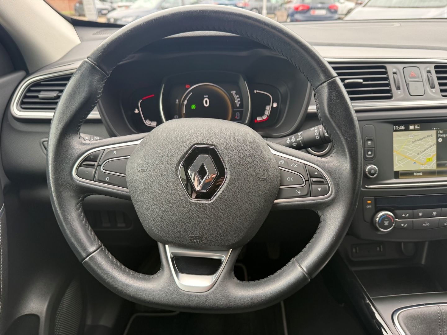 Fahrzeugabbildung Renault Kadjar Experience AHK CarPlay Temp klima Keyless