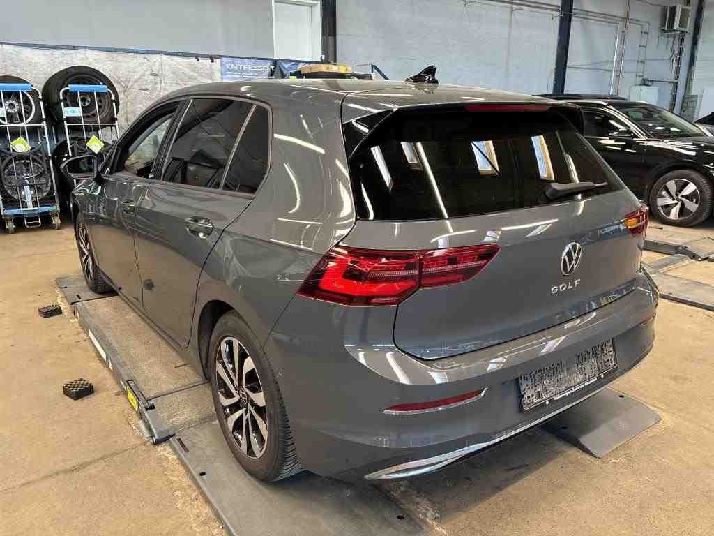 Volkswagen Golf - Bild 4