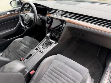 Volkswagen Passat Variant - 10