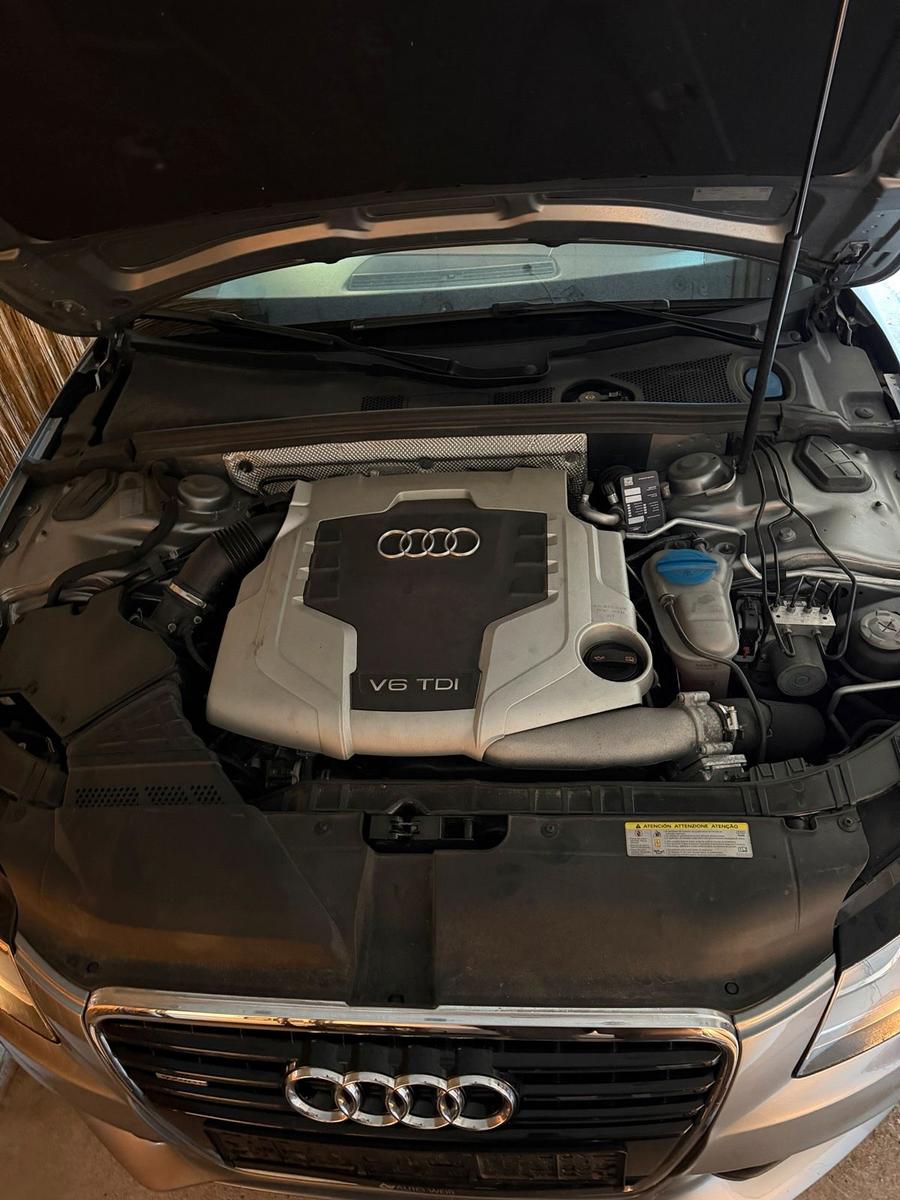 Audi Quattro 2012 — photo 13