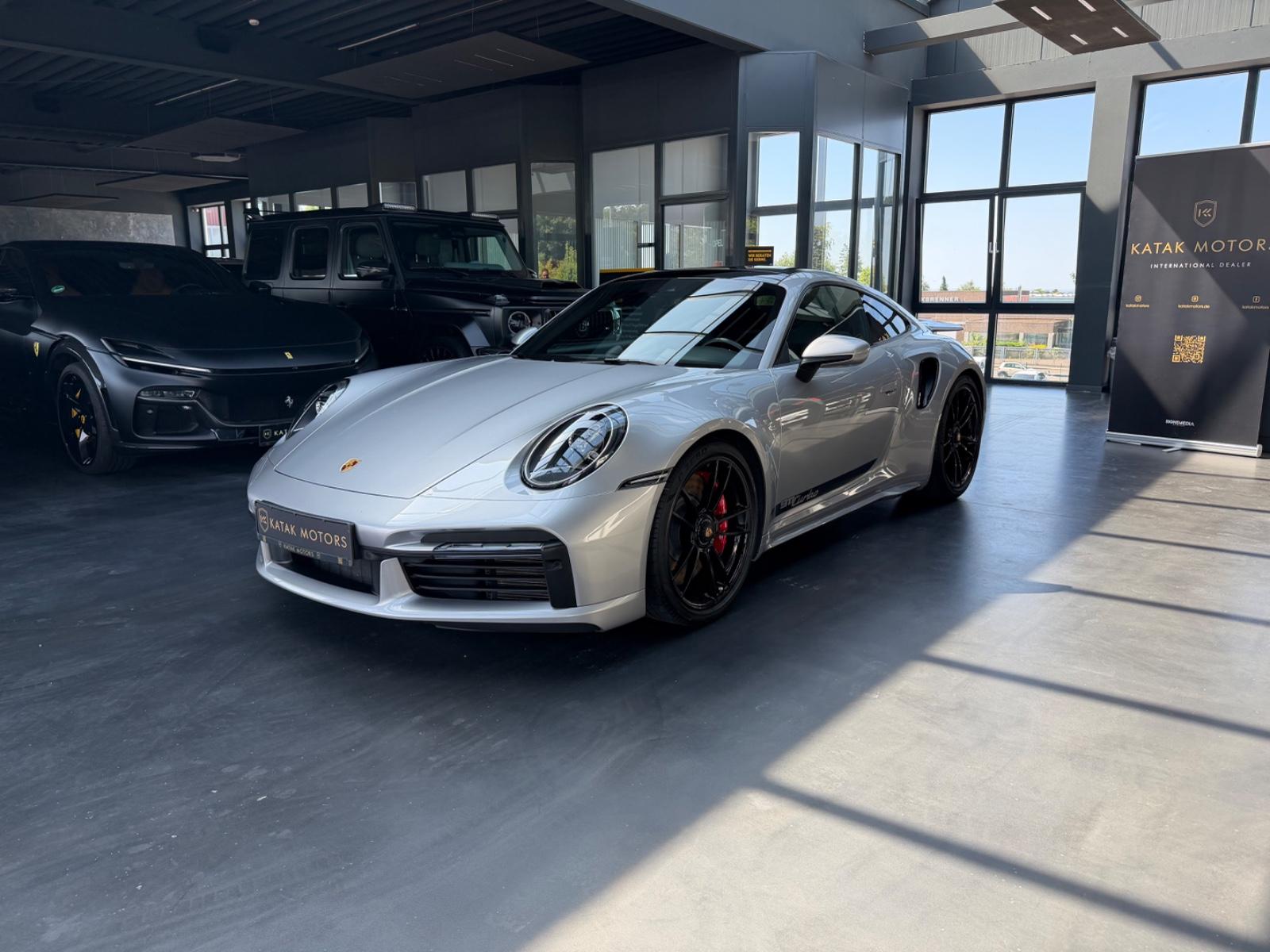 Porsche 911 Turbo/BOSE/SERVO +/ SPORT-CHRONO/PASM