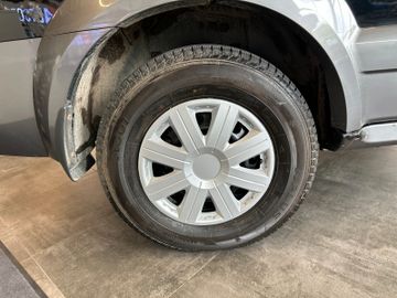 MYAUTOCENTER – Gebraucht- und Jahreswagen mit Werkstattservice in Pfaffenhofen Kia Sorento 2.5 *Adpv-Fahrwerk*Tempo*Klimaauto*SitzH