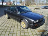 BMW 318 Cabrio - BMW aus 1990: Cabrio