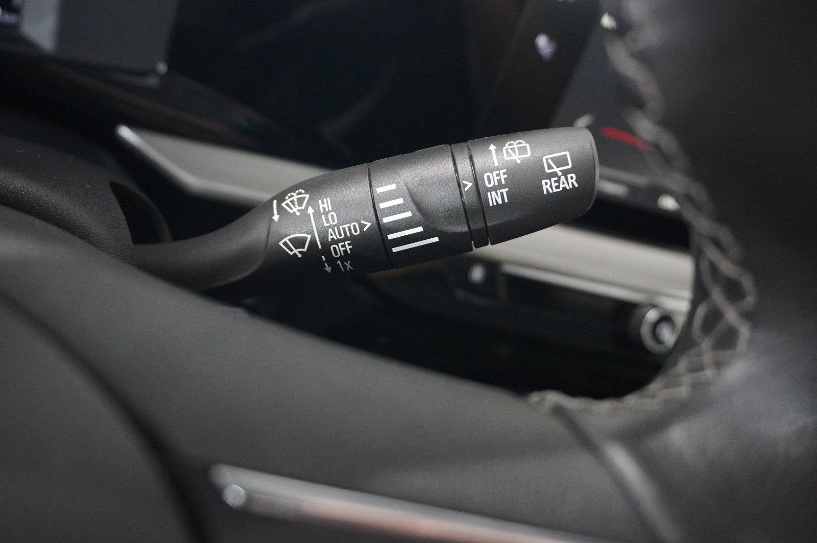 Fahrzeugabbildung Opel Mokka-e ELEGANCE 3-PHASIG NAVI/LED/KAMERA/DAB+