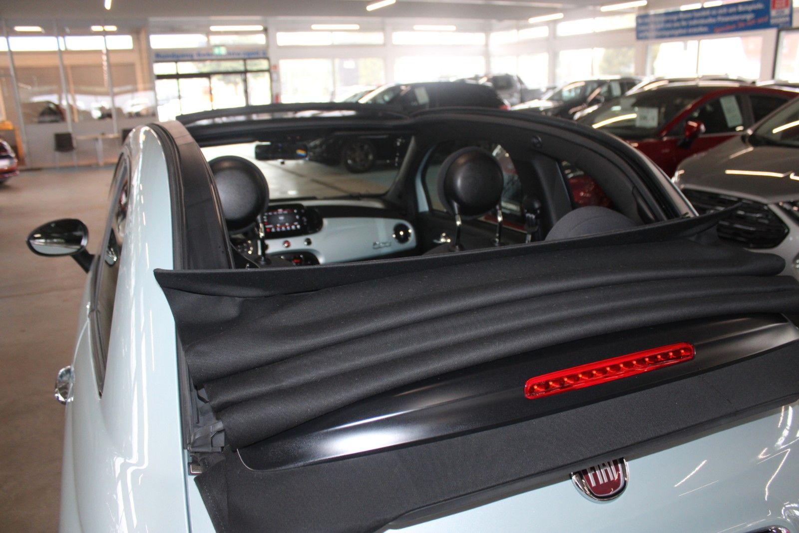 Fahrzeugabbildung Fiat 500C CABRIO Hybrid DOLCEVITA DAB PDC APP LINK