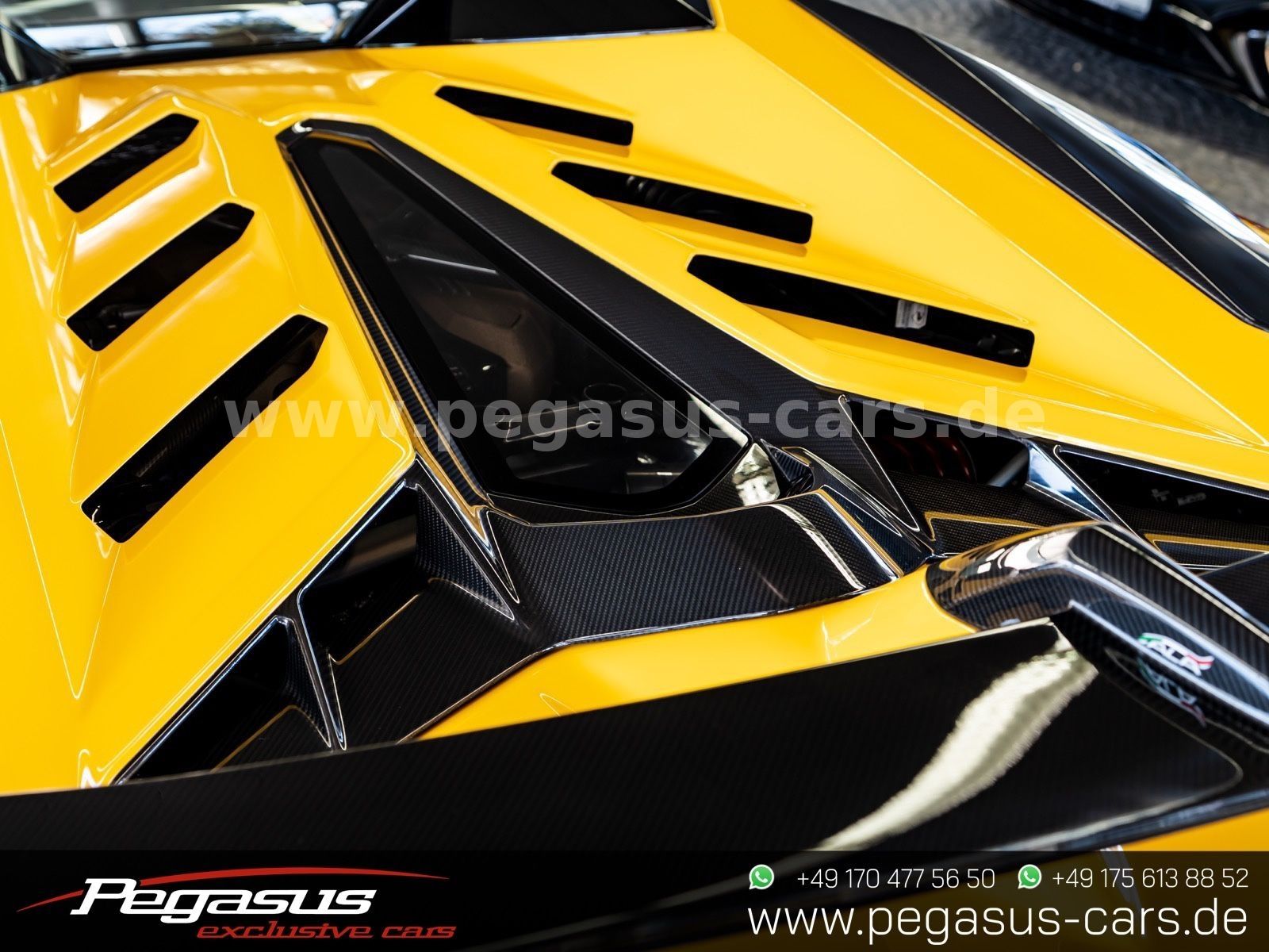 LAMBORGHINI Aventador - 28