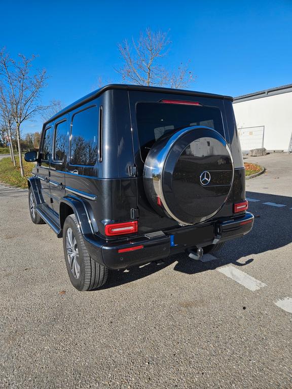 Mercedes-Benz G 400