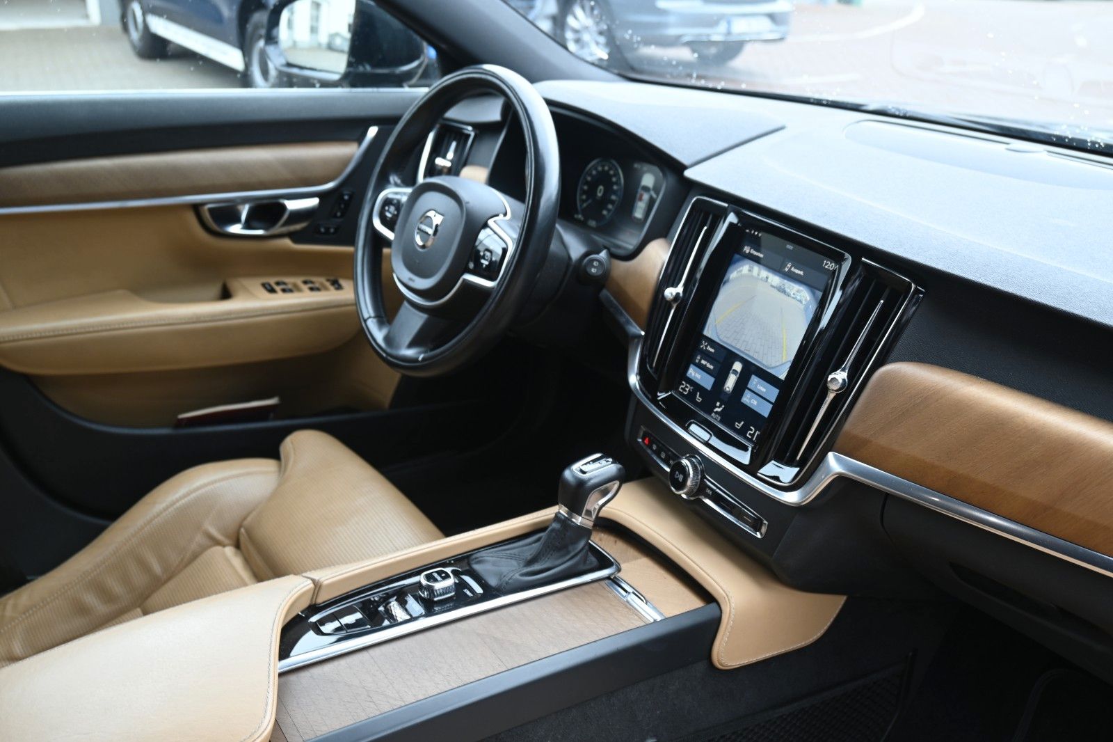 Fahrzeugabbildung Volvo V90 D5 Inscrip* AWD*360°*MASS*LUFT*NAV*MIETKAUF