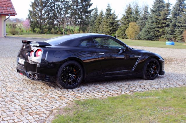 Nissan GT-R 3.8l Black Edition 