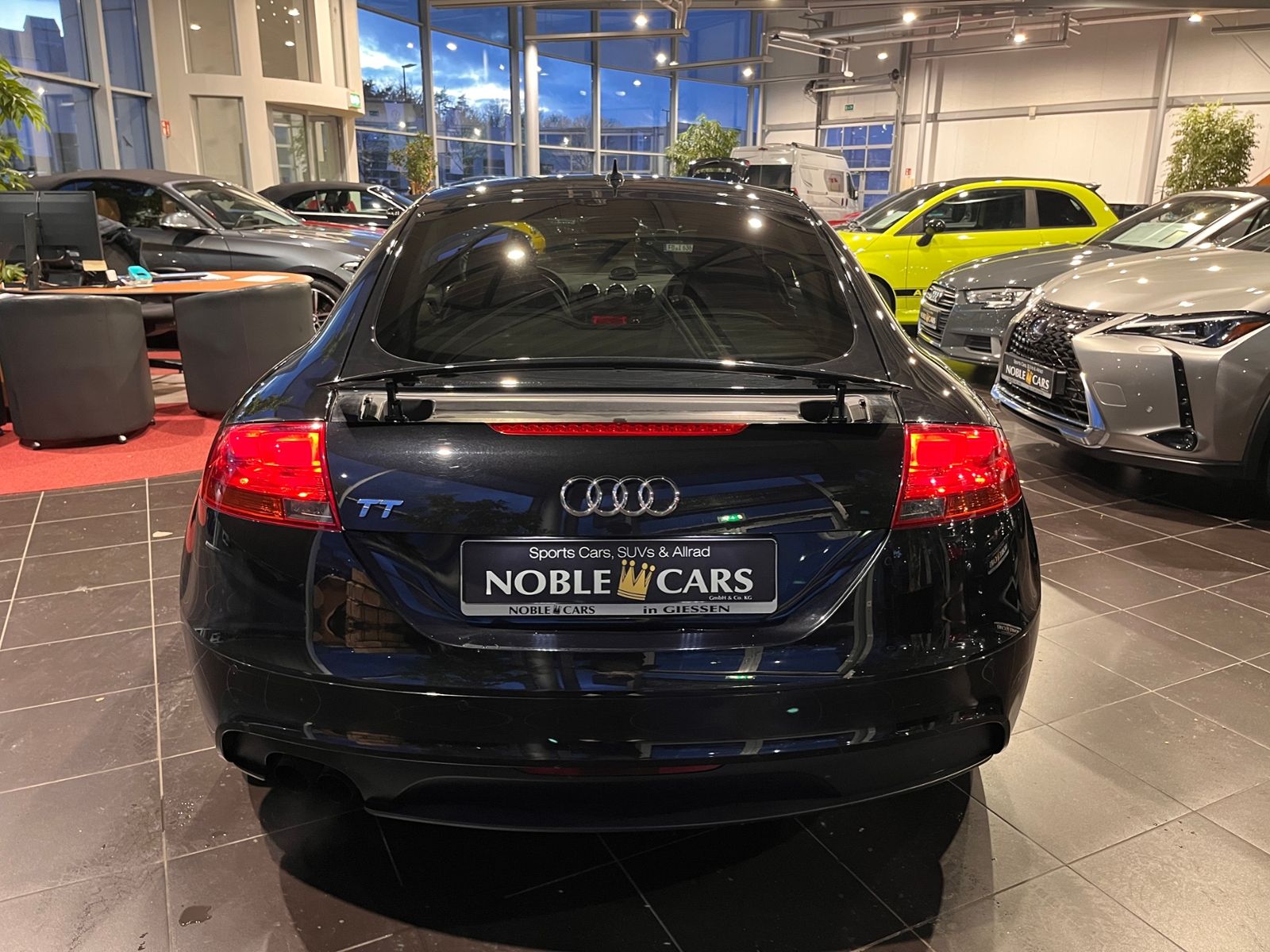 Fahrzeugabbildung Audi TT Coupe 1.8 TFSI S-Line XEN NAV SHZ