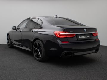 Fahrzeugabbildung BMW 750i xD M Sport 360°Laser Glasdach HUD DAB H/K