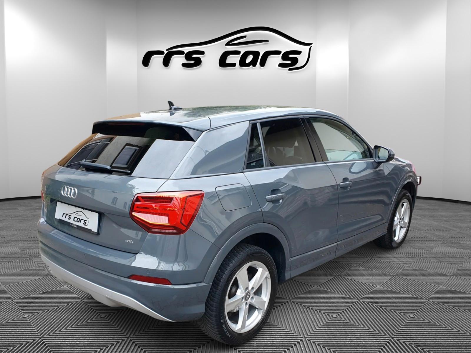 Audi Q2 35 TFSI sport***AHK*LED*Navi*Keyless***