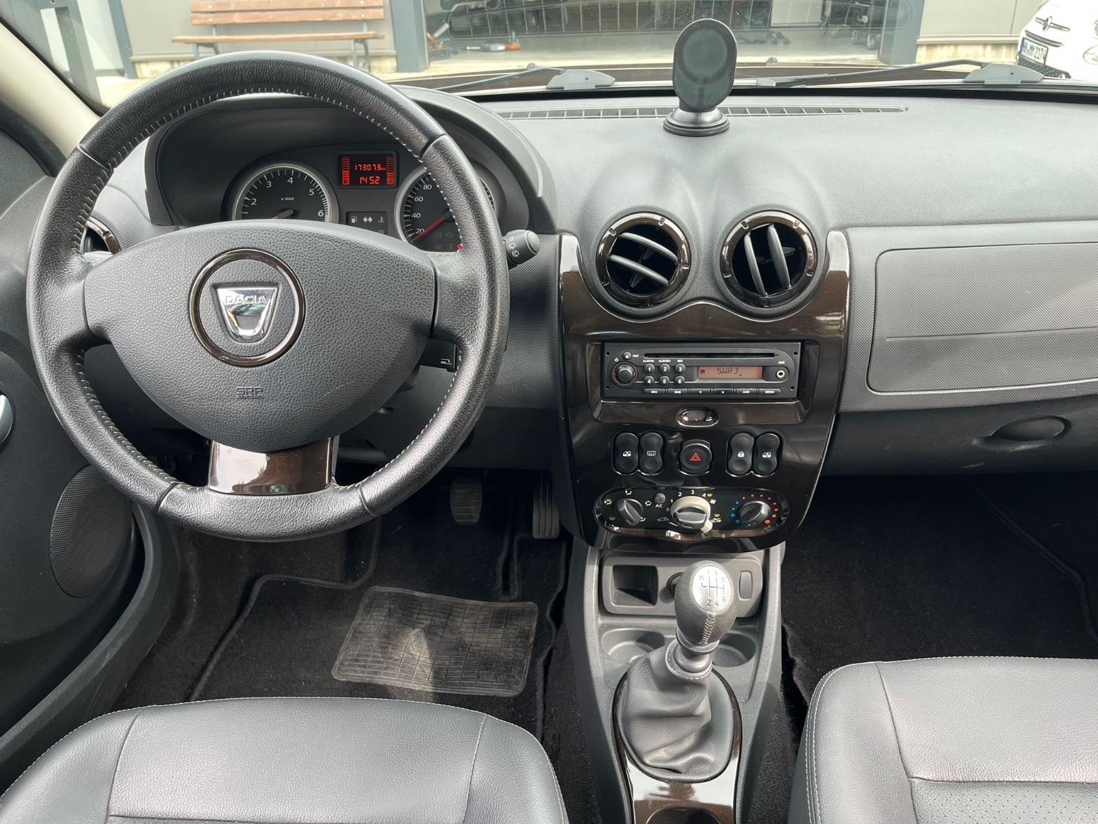 Dacia Duster 2011 — photo 13