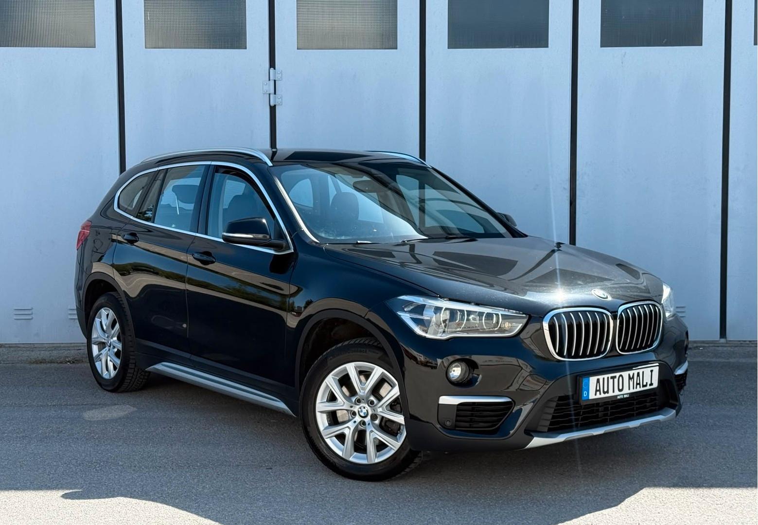 BMW X1 20i Aut. xDriv. xLine / Kamer/ LED/ AHK/Leder