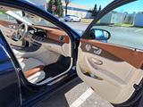 Mercedes-Benz E 400 d 4MATIC T Autom. - - mit Diesel-Antrieb: Beige, Head-Up Display, Kombi