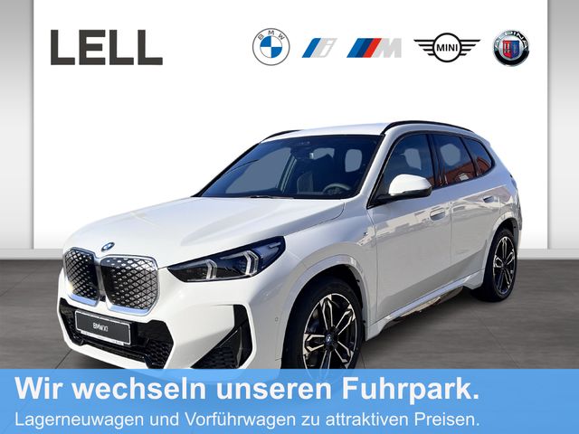 BMW iX1 xDrive30 Elektro M Sportpaket Head-Up HK HiF