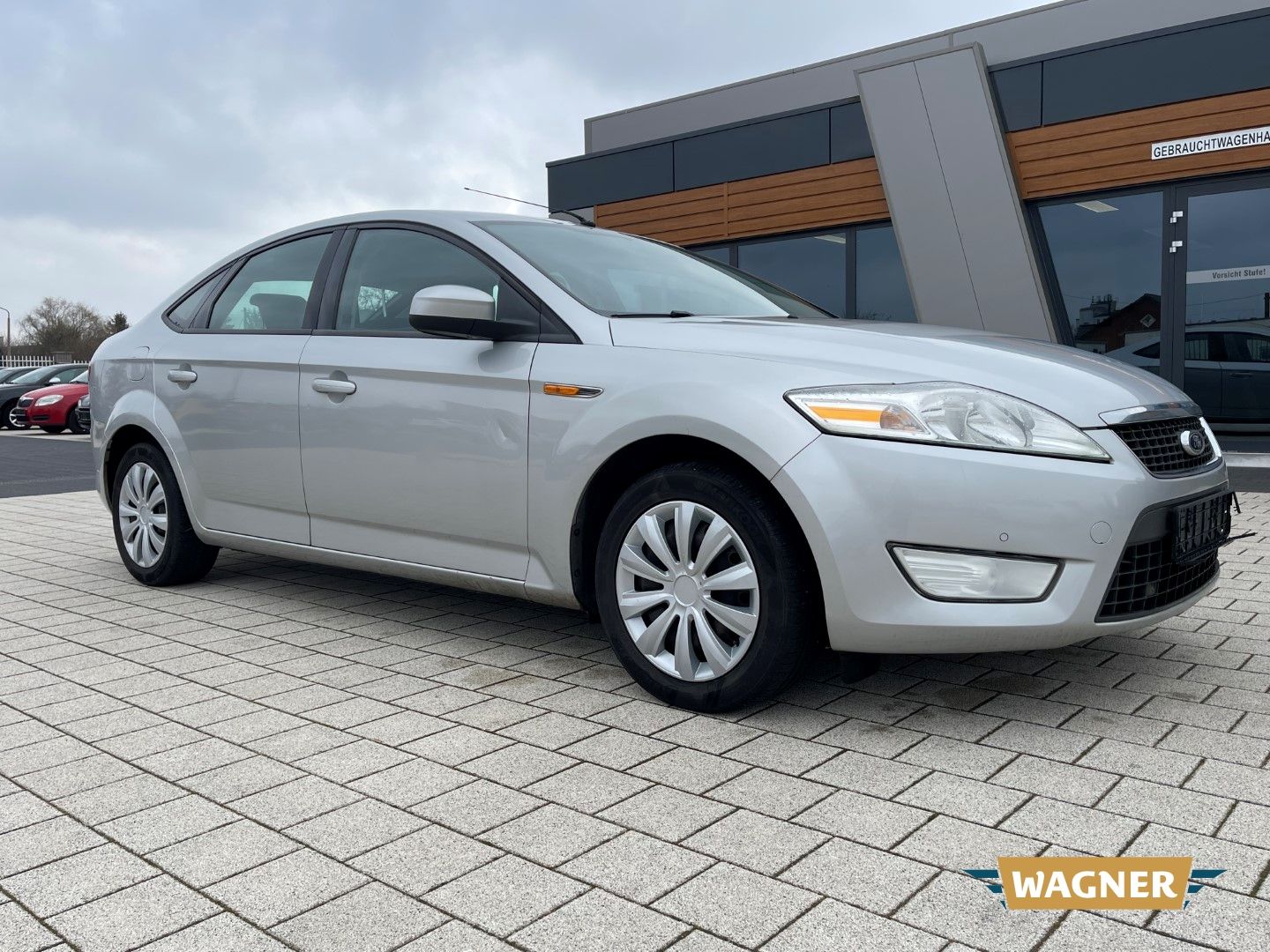 Fahrzeugabbildung Ford Mondeo Trend 1.6 Klimaautomatik  Tüv 05/2025