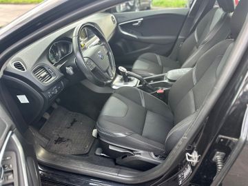 Volvo V40 - 12