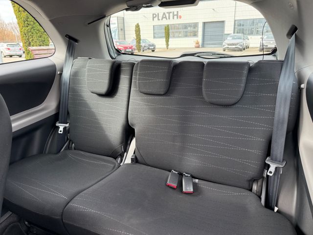 Toyota Yaris Sol