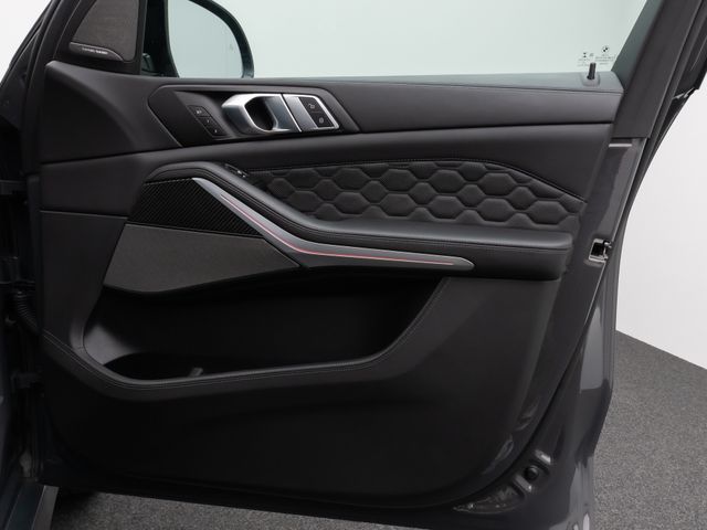 Foto Nummer 31: BMW X5 M