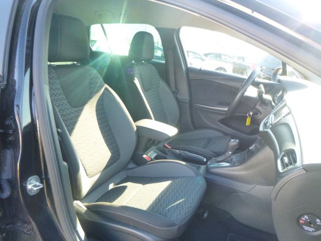 Fahrzeugabbildung Opel Astra K Sports Tourer 1,5D >AUT/LED/KAM/PDC/SHZ