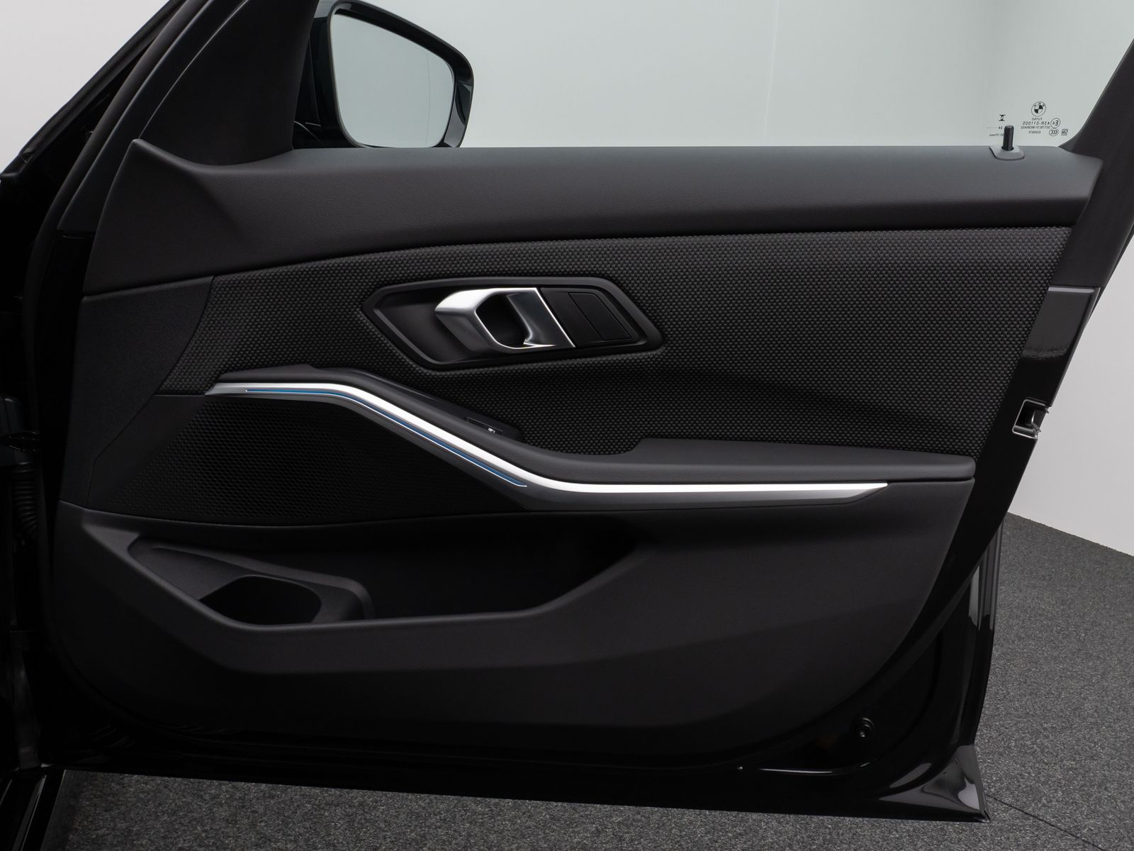 Fahrzeugabbildung BMW 320d Kamera DAB Sportlenkrad Komfort AHK Alarm